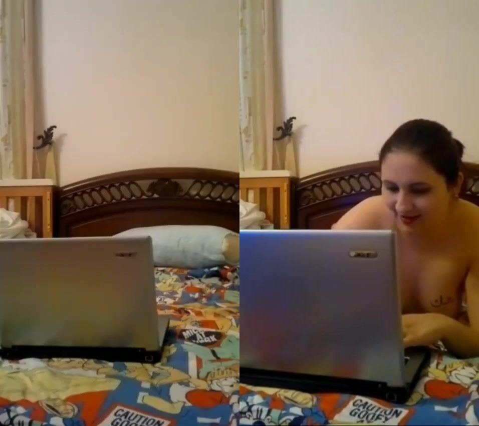 الزوجة المحرومه تصوير كسها و جسمها لعشيقها