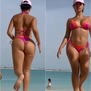 سكس جورجينا بالبكيني على البحر – xnxx