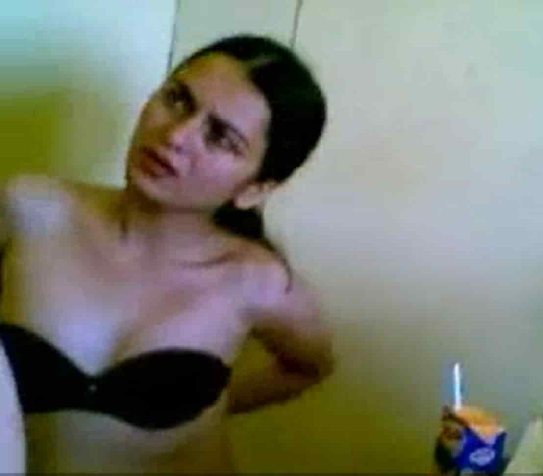 ينيكها مقابل العصير – سكس عربي