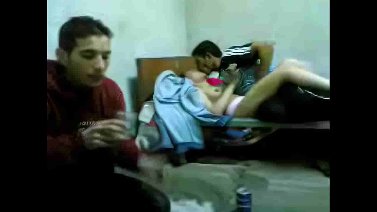 ما تخلص بئى نروح سكس مصريين جماعي