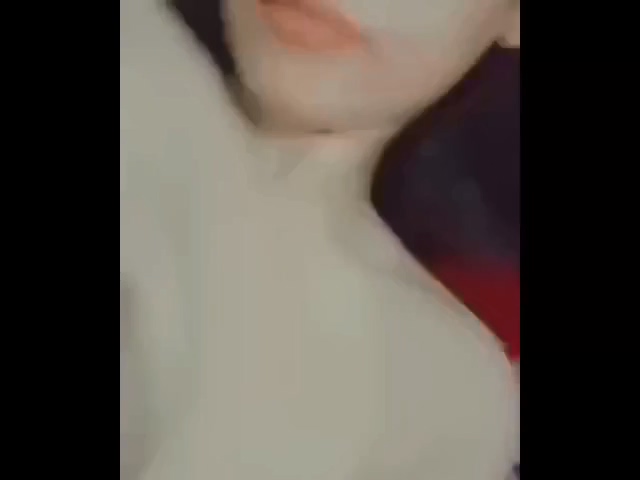 انا لبوة وشرموطة وقحبة وعايزة اتناك