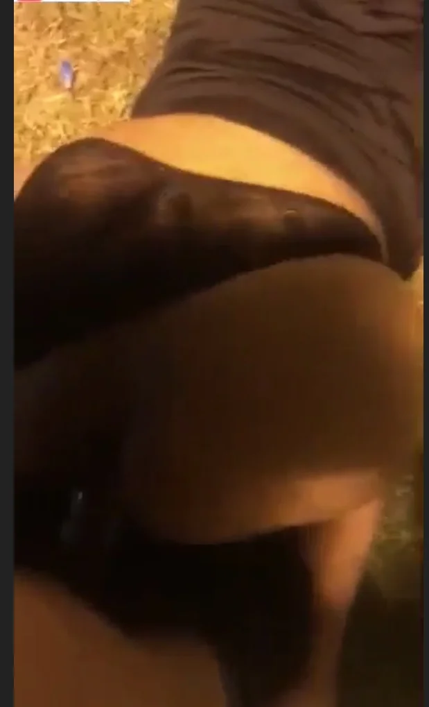 جسمها نار لبنانية تتناك في الحديقة – سكس لبناني xnxx