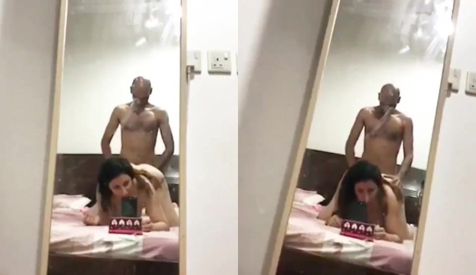 رجل أعمال فحل ينيك طيز شرموطه لبوه فاجره