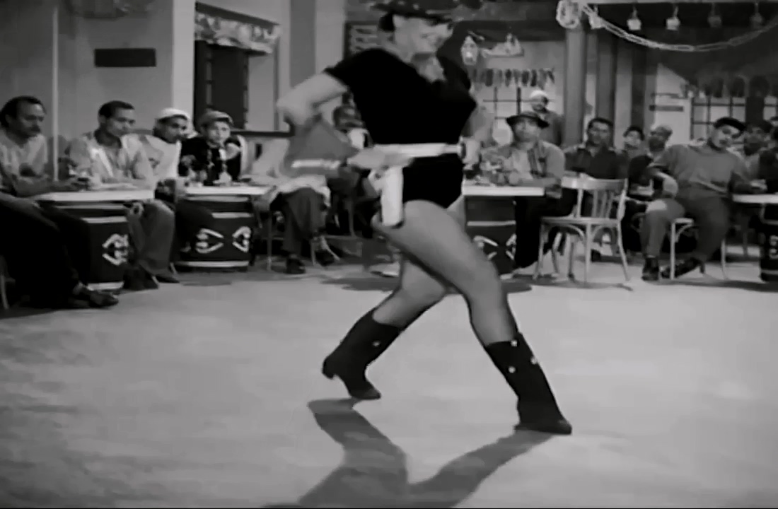 رقصة فيلم ابن حميدو بالهوت شورت