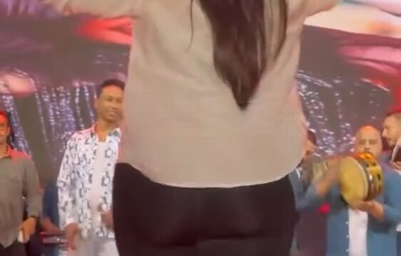 رحمه محسن اهتمامك بالمؤخرة يجعلك في المقدمة