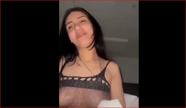 اني لو ينيجوني اربعة ما اشبع عراقية كسها نار وما تريد تتصور