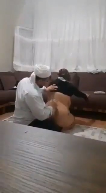 فيديو فضيحة الشيخ الدجال والنسوان