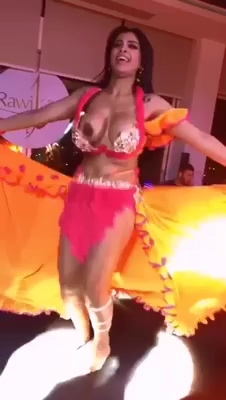 الراقصة بزها طلع من الستيانة